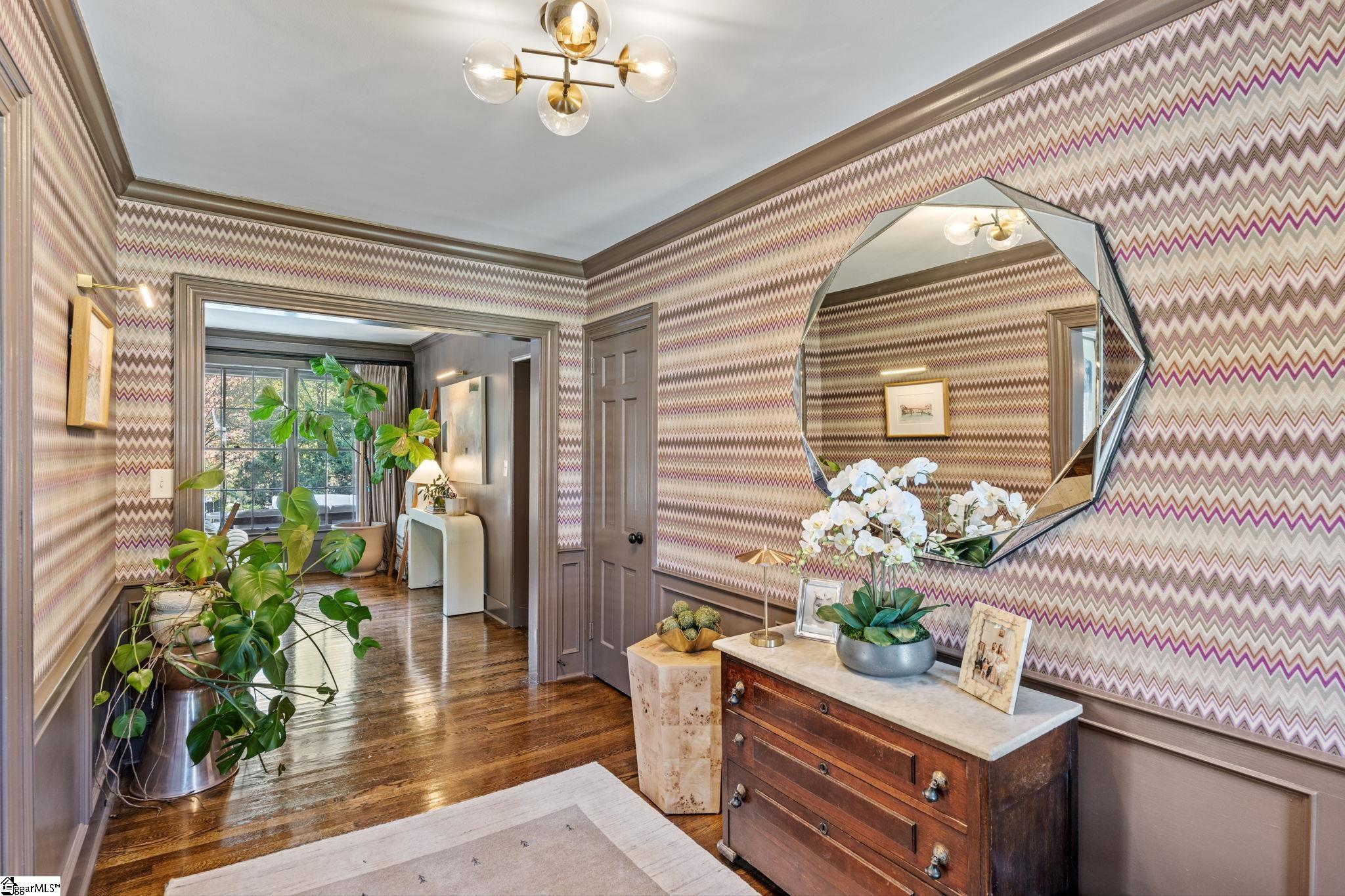 143 Lullwater Road Greenville, SC 29607 - Photo 4 of 25 Gallery Image 4