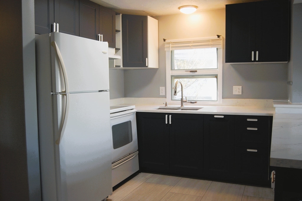 9 Harding Street Leicester, MA 01611 - Photo 22 of 28