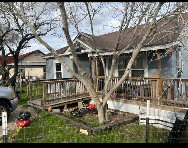 $315,000 | Undisclosed Address, Niederwald, TX 78640