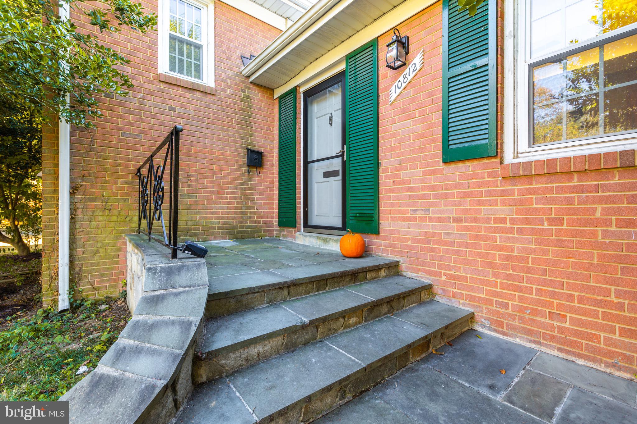 10812 Meadowhill Road Silver Spring, MD 20901 - Photo 2 of 33 Gallery Image 2