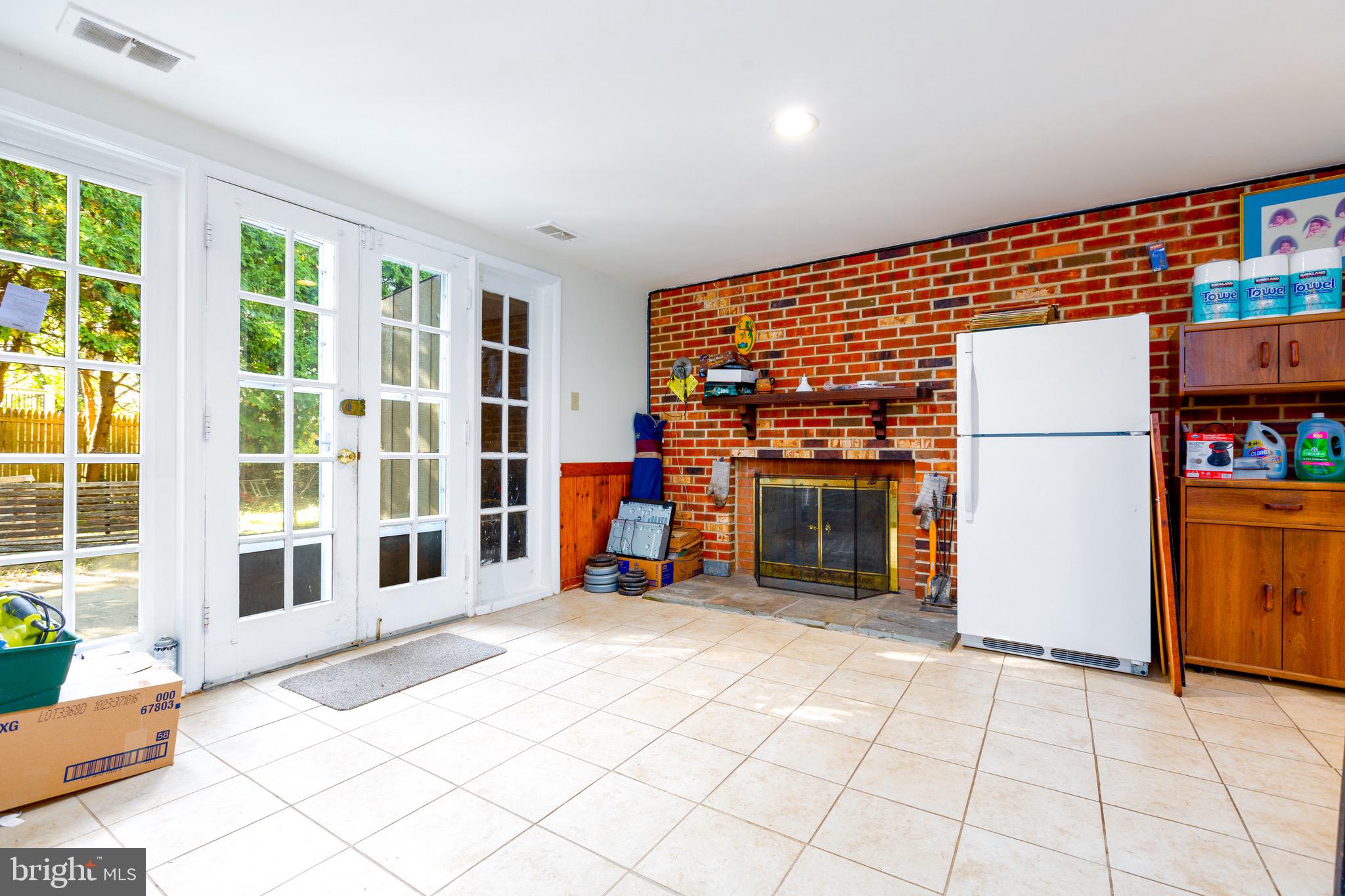 10812 Meadowhill Road Silver Spring, MD 20901 - Photo 8 of 33 Gallery Image 8