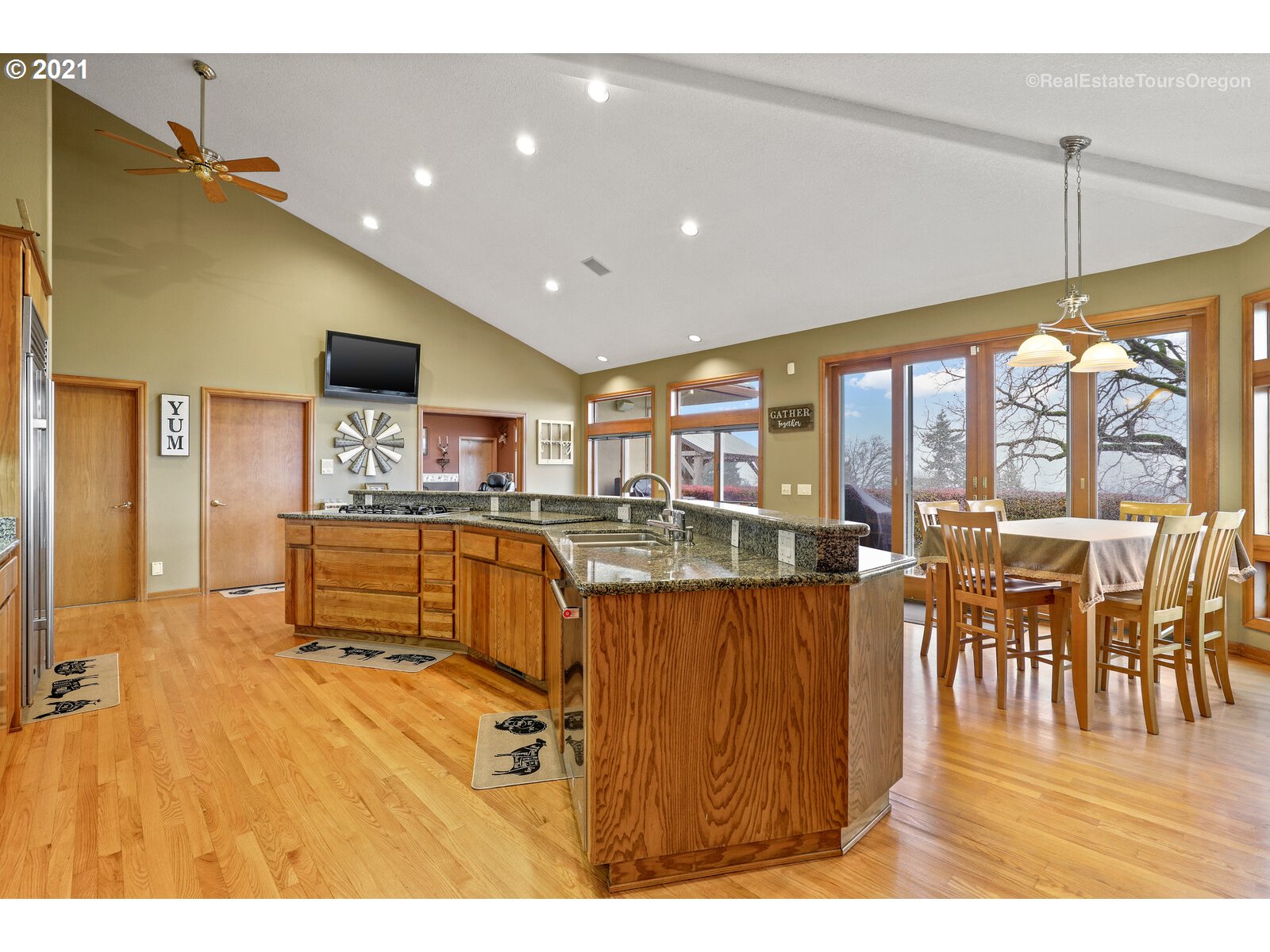 41414 Northwest Lodge Road Banks, OR 97106 - Photo 4 of 32 Gallery Image 4