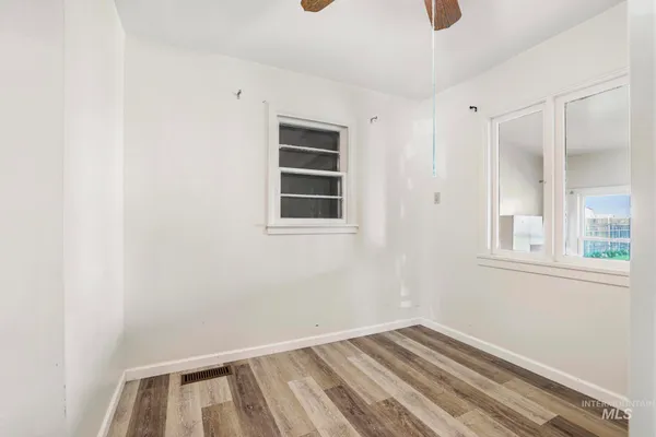 $219,990 | 929 Nevada Street, Gooding, ID 83330