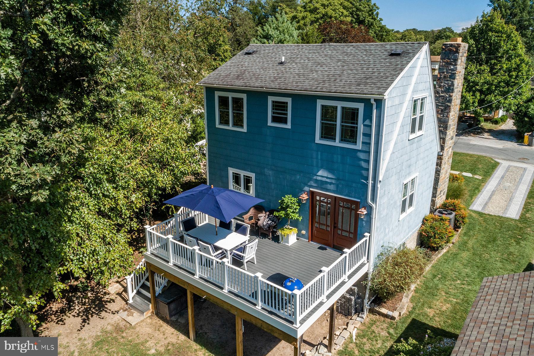 7736 West Shore Road Pasadena, MD 21122 - Photo 2 of 36 Fantastic waterside deck