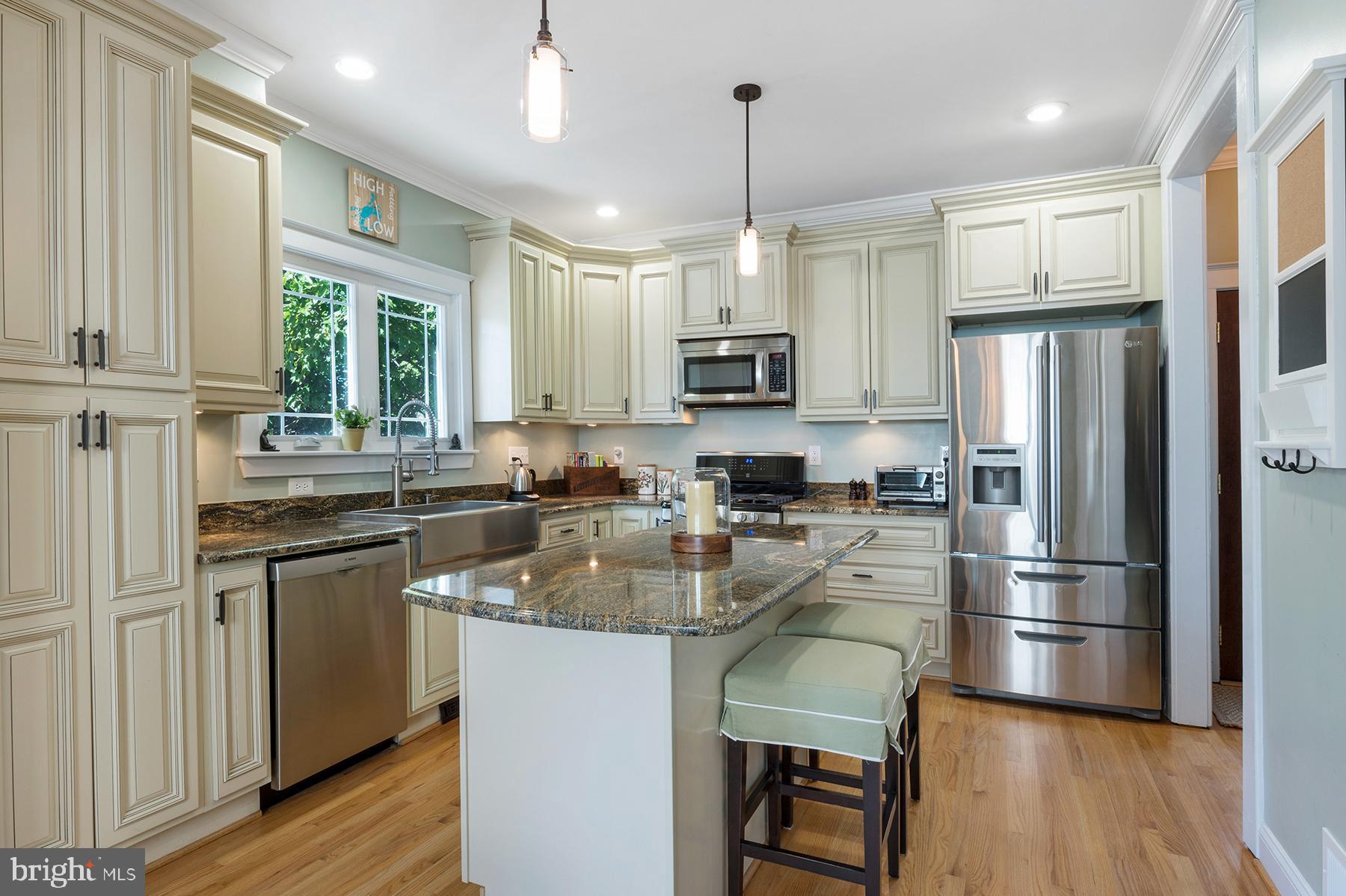 7736 West Shore Road Pasadena, MD 21122 - Photo 17 of 36 Gorgeous granite counters