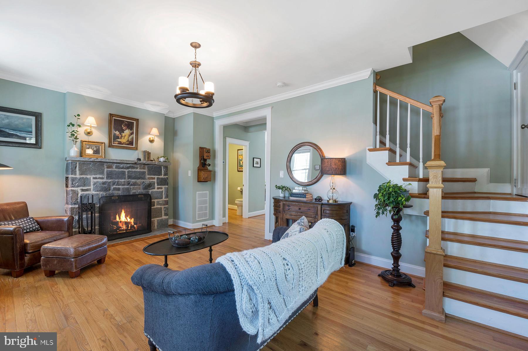 7736 West Shore Road Pasadena, MD 21122 - Photo 8 of 36 Gorgeous hardwood floors on 1st & 2nd floors