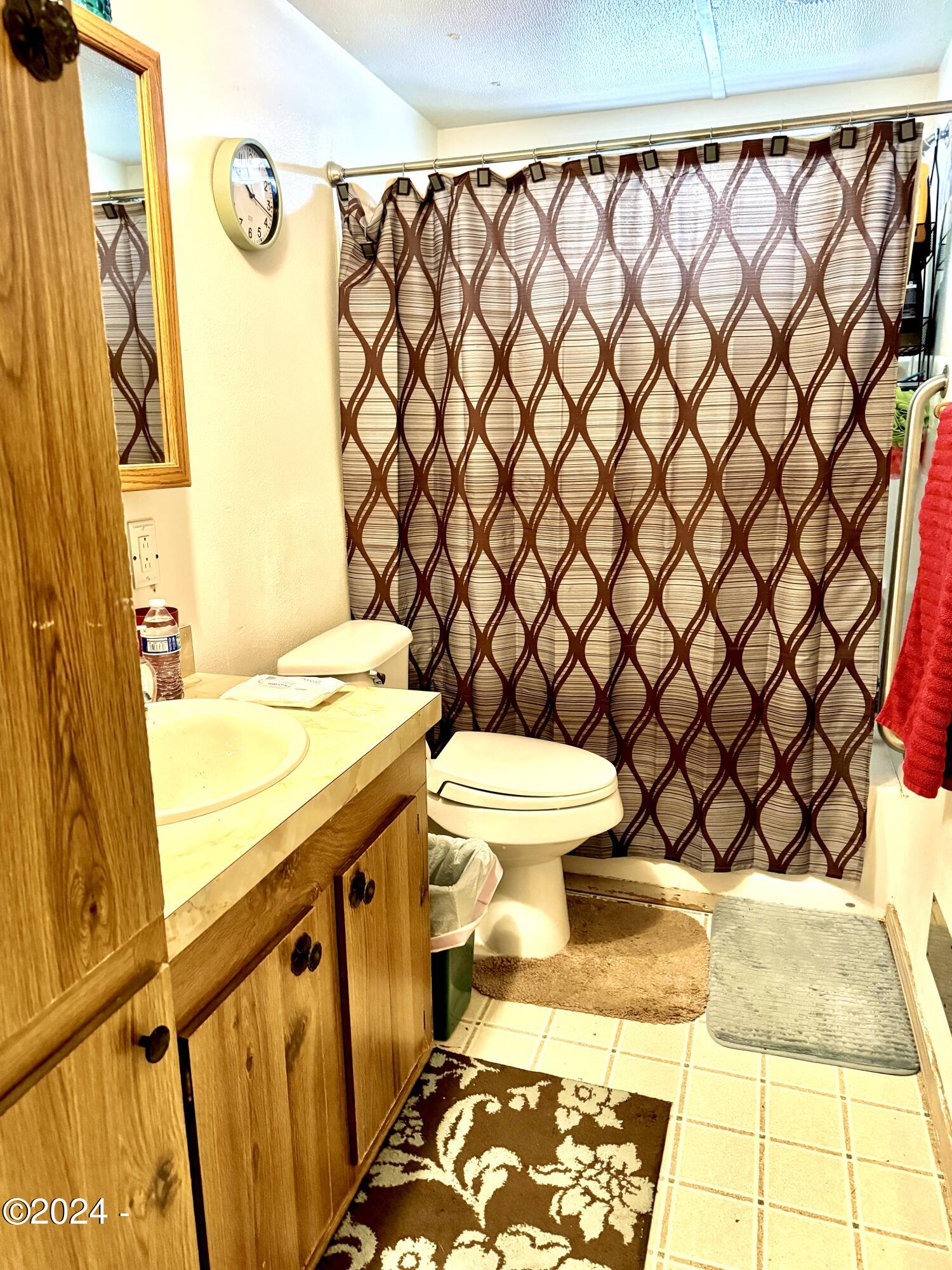 724 Southwest Ferry Avenue, Unit 73 Siletz, OR 97380 - Photo 14 of 24 Bathroom 1