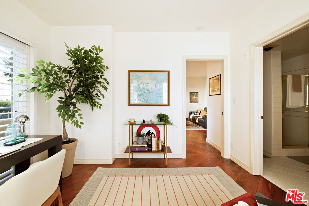 1811 Manning Avenue, Unit 101 Los Angeles, CA 90025 - Photo 20 of 50