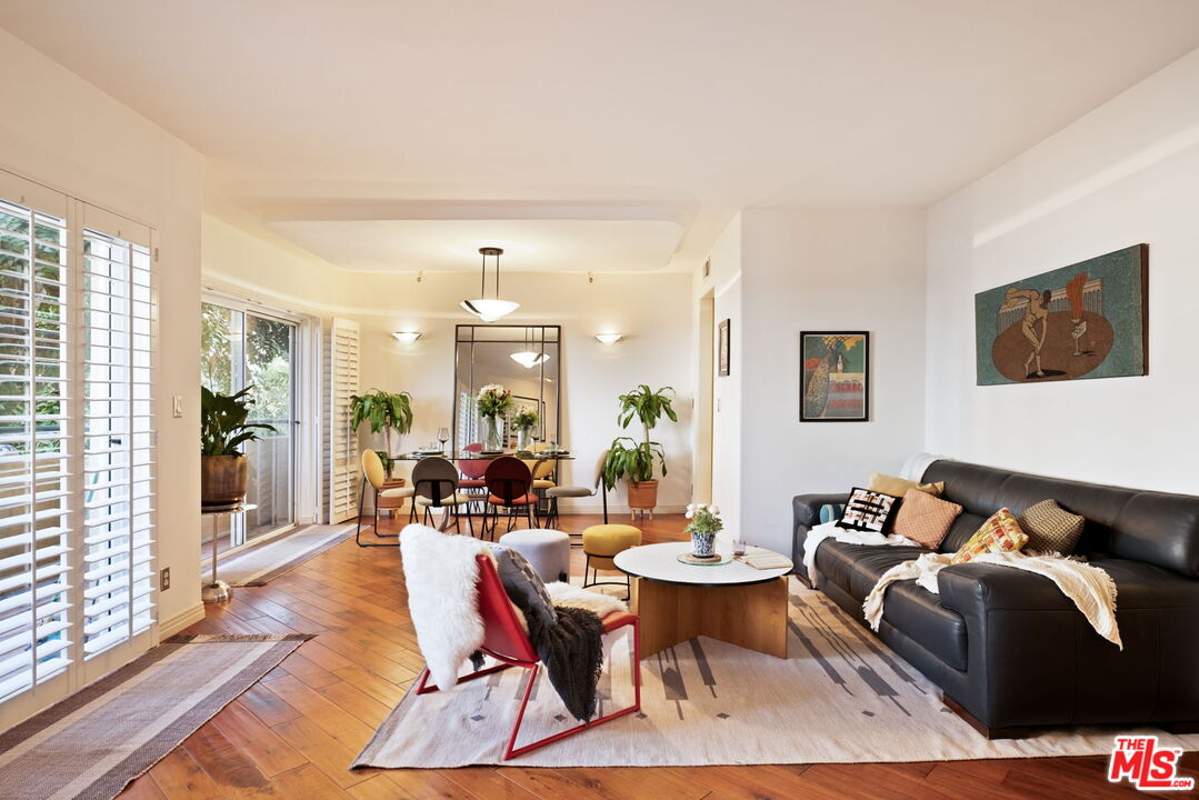 1811 Manning Avenue, Unit 101 Los Angeles, CA 90025 - Photo 2 of 50