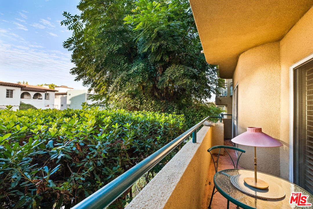 1811 Manning Avenue, Unit 101 Los Angeles, CA 90025 - Photo 33 of 50