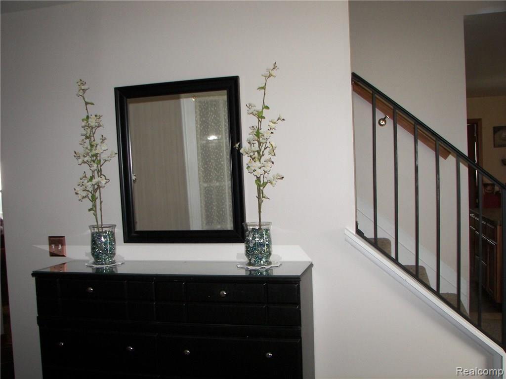 2756 Fisk Road Howell, MI 48843 - Photo 13 of 29 100_6187.JPG