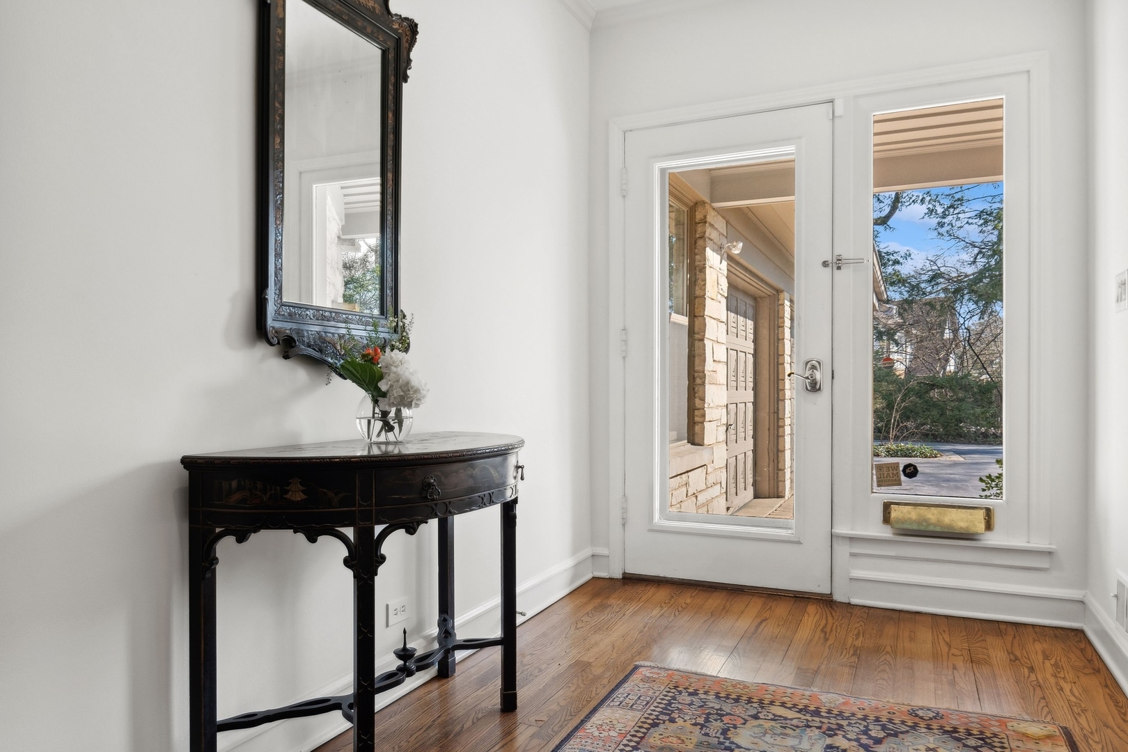 618 Ridge Road Winnetka, IL 60093 - Photo 4 of 29