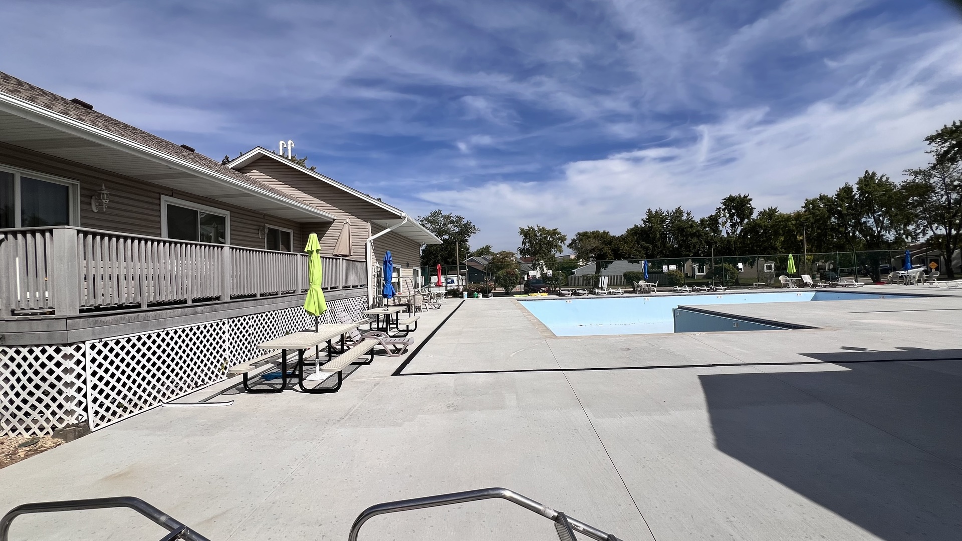 112 Cedarbend Drive Romeoville, IL 60446 - Photo 3 of 8