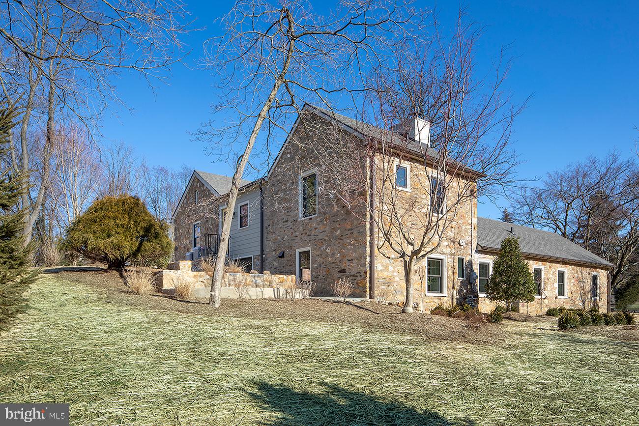 326 King Of Prussia Road Wayne, PA 19087 - Photo 4 of 33 Gallery Image 4
