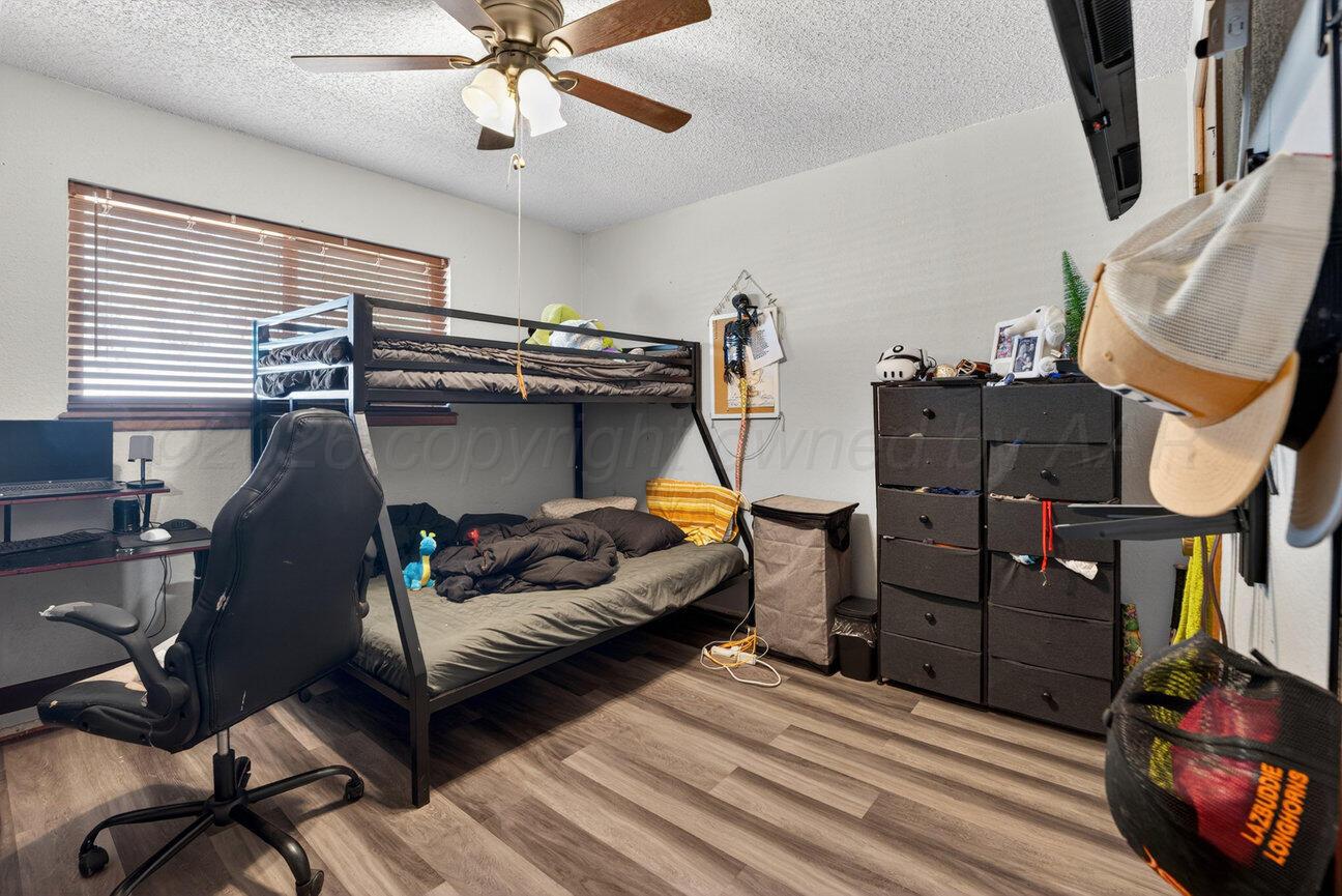 693 County Road 24 Muleshoe, TX 79347 - Photo 29 of 98 Bedroom 2