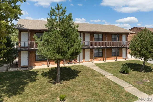 $5,750,000 | 1 Pheasantwood Drive, Belleville, IL 62226