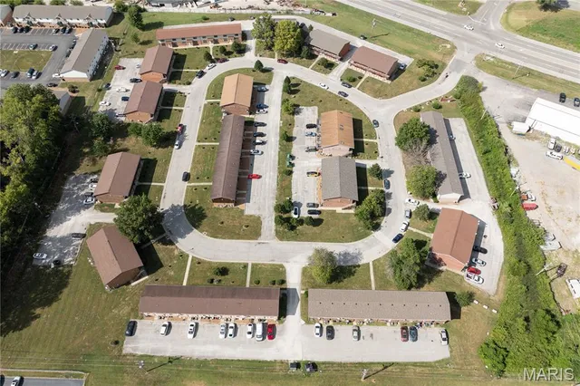 $5,750,000 | 1 Pheasantwood Drive, Belleville, IL 62226