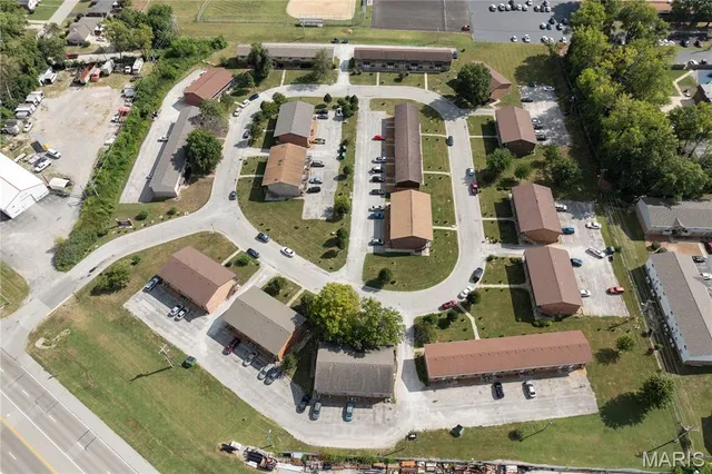 $5,750,000 | 1 Pheasantwood Drive, Belleville, IL 62226