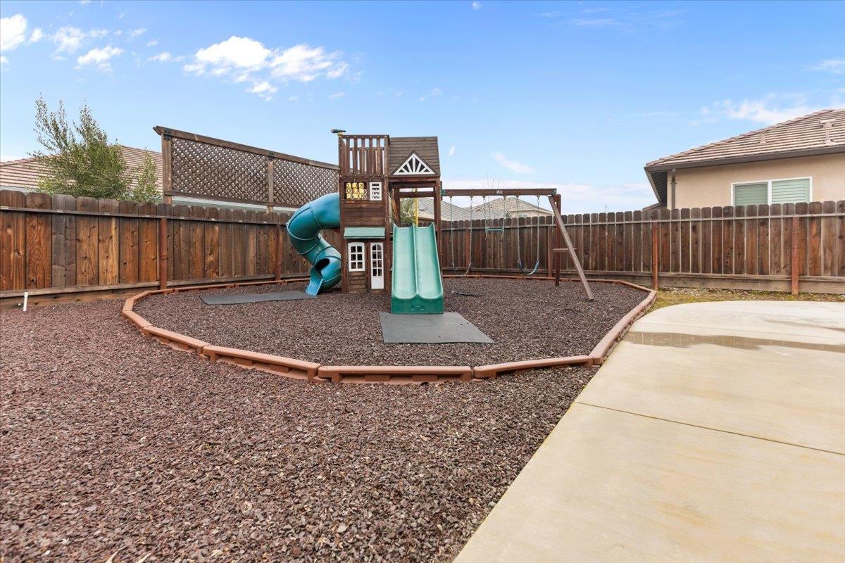 947 Doak Boulevard Ripon, CA 95366 - Photo 33 of 41