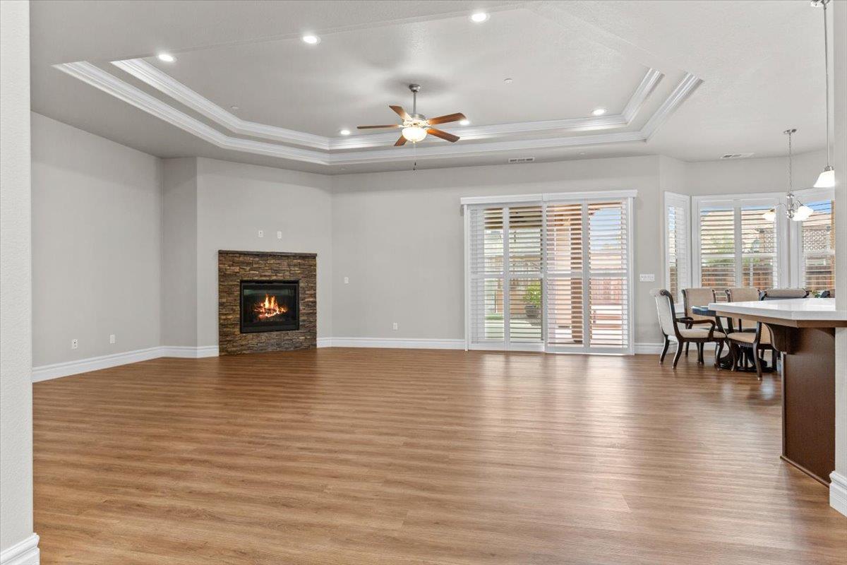 947 Doak Boulevard Ripon, CA 95366 - Photo 4 of 41