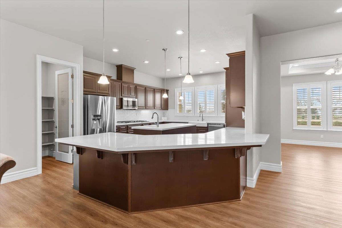 947 Doak Boulevard Ripon, CA 95366 - Photo 7 of 41