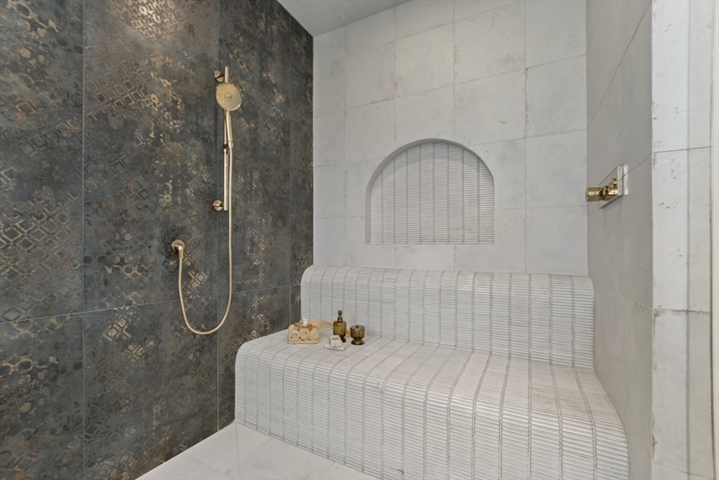 7 Jane Road Newton, MA 02459 - Photo 21 of 42 Gallery Image 21