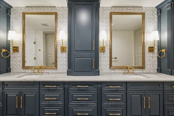 $10,133 | 1717 Bissonnet Street, Unit 1604, Houston, TX 77005