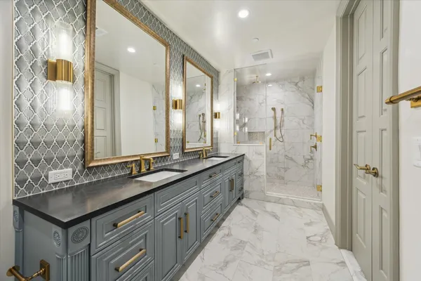 $10,133 | 1717 Bissonnet Street, Unit 1604, Houston, TX 77005