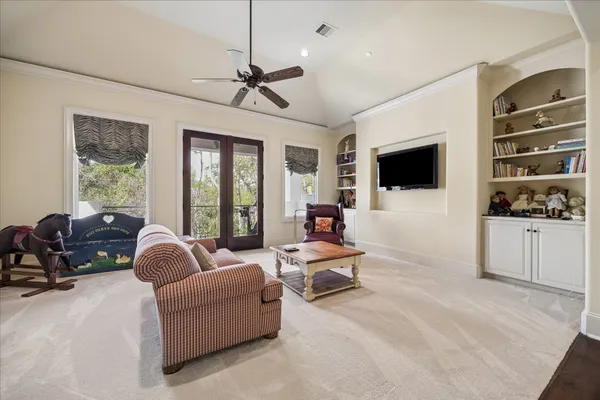 $4,500,000 | 107 Willowend Drive, Hunters Creek Village, TX 77024