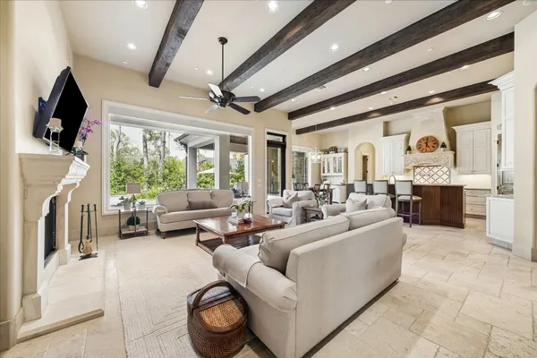 $4,500,000 | 107 Willowend Drive, Hunters Creek Village, TX 77024