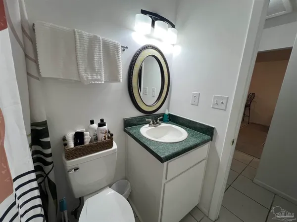 $163,000 | 3202 Redwood Lane, Unit F, Gulf Breeze, FL 32563