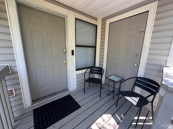 $163,000 | 3202 Redwood Lane, Unit F, Gulf Breeze, FL 32563