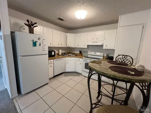 $163,000 | 3202 Redwood Lane, Unit F, Gulf Breeze, FL 32563