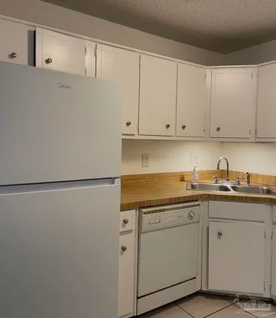$163,000 | 3202 Redwood Lane, Unit F, Gulf Breeze, FL 32563