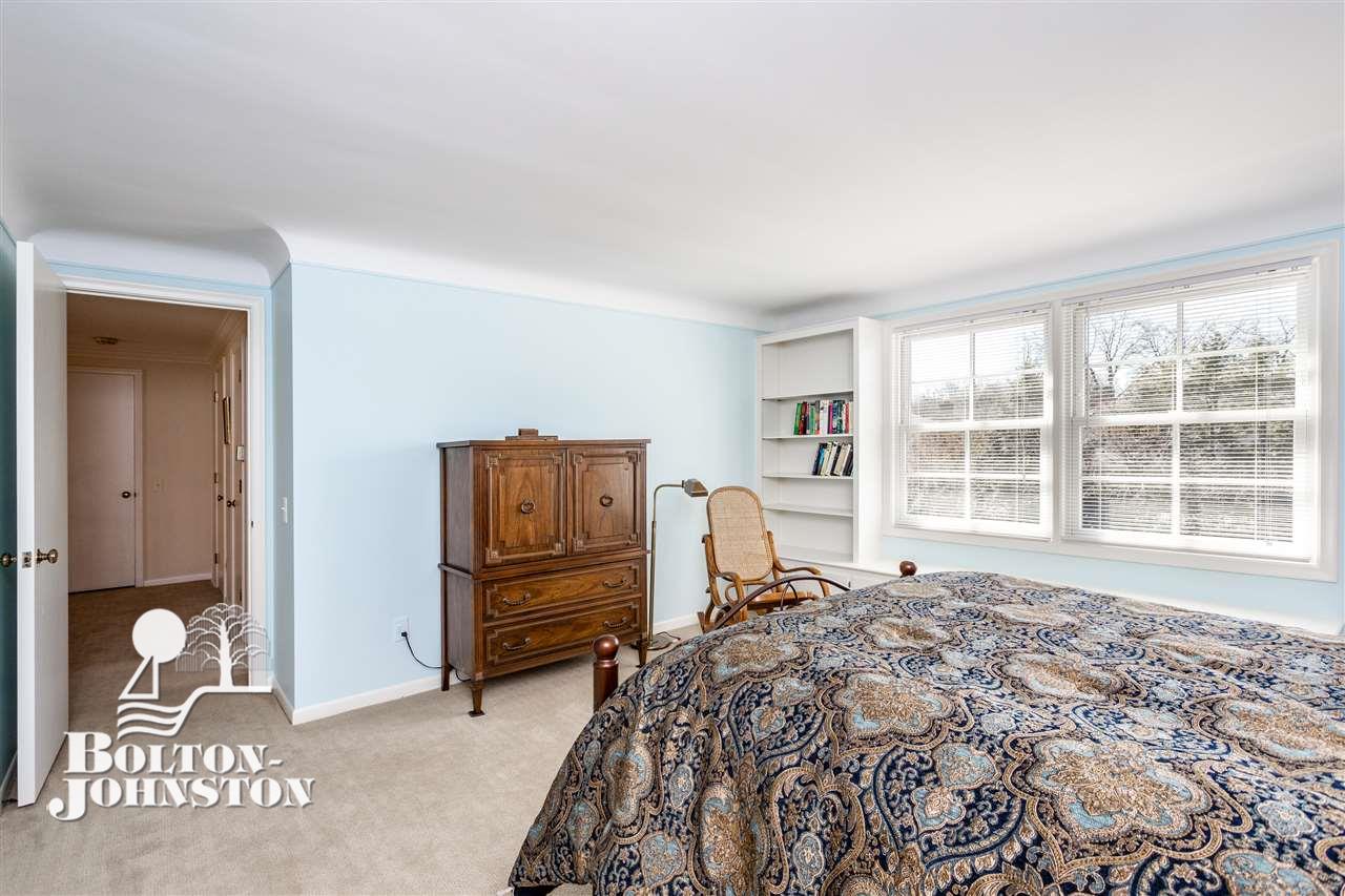 53 Stonehurst Road Grosse Pointe, MI 48236 - Photo 42 of 71 31374249-41.JPG