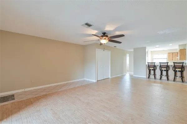 $1,650 | 11001 Southeast Sunset Harbor Road, Unit H52, Summerfield, FL 34491