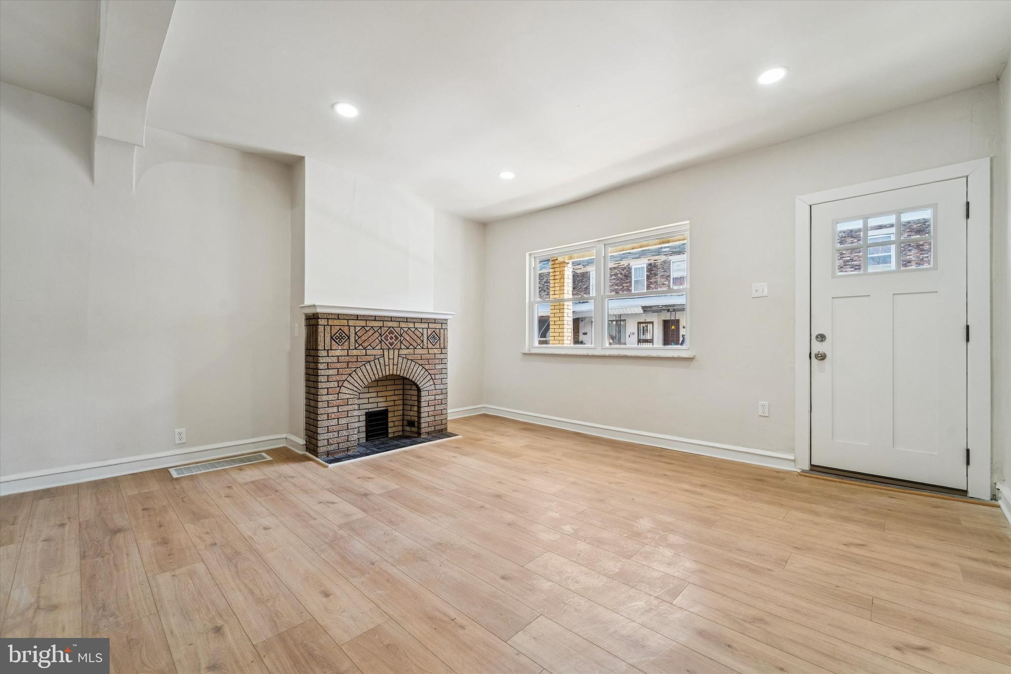 6153 Reedland Street Philadelphia, PA 19142 - Photo 4 of 16