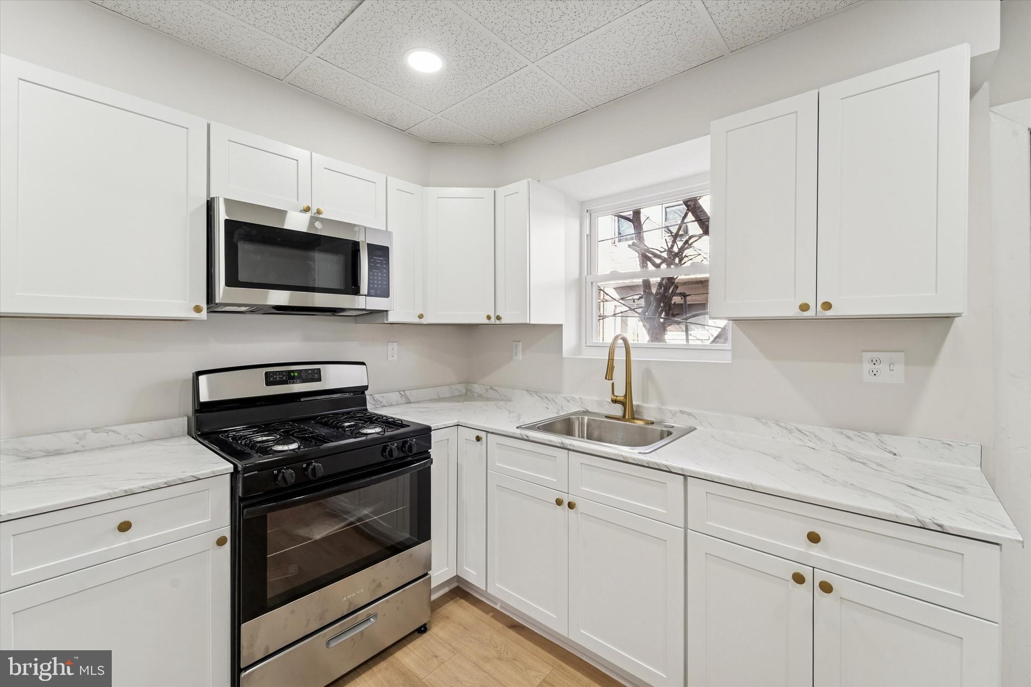 6153 Reedland Street Philadelphia, PA 19142 - Photo 8 of 16