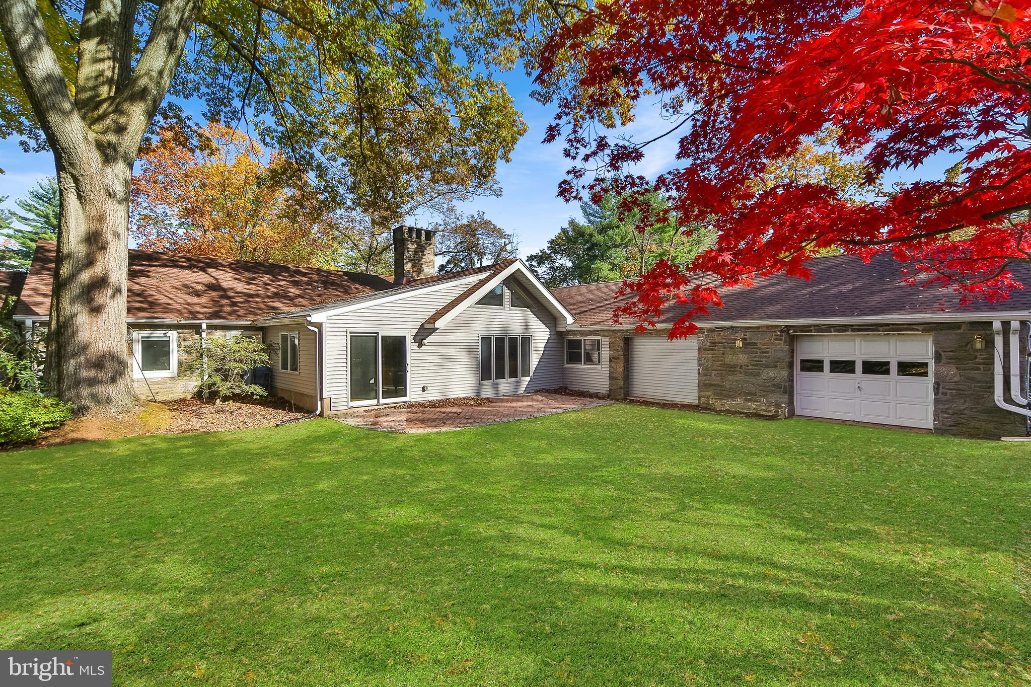 1204 Gilbert Road Jenkintown, PA 19046 - Photo 3 of 28