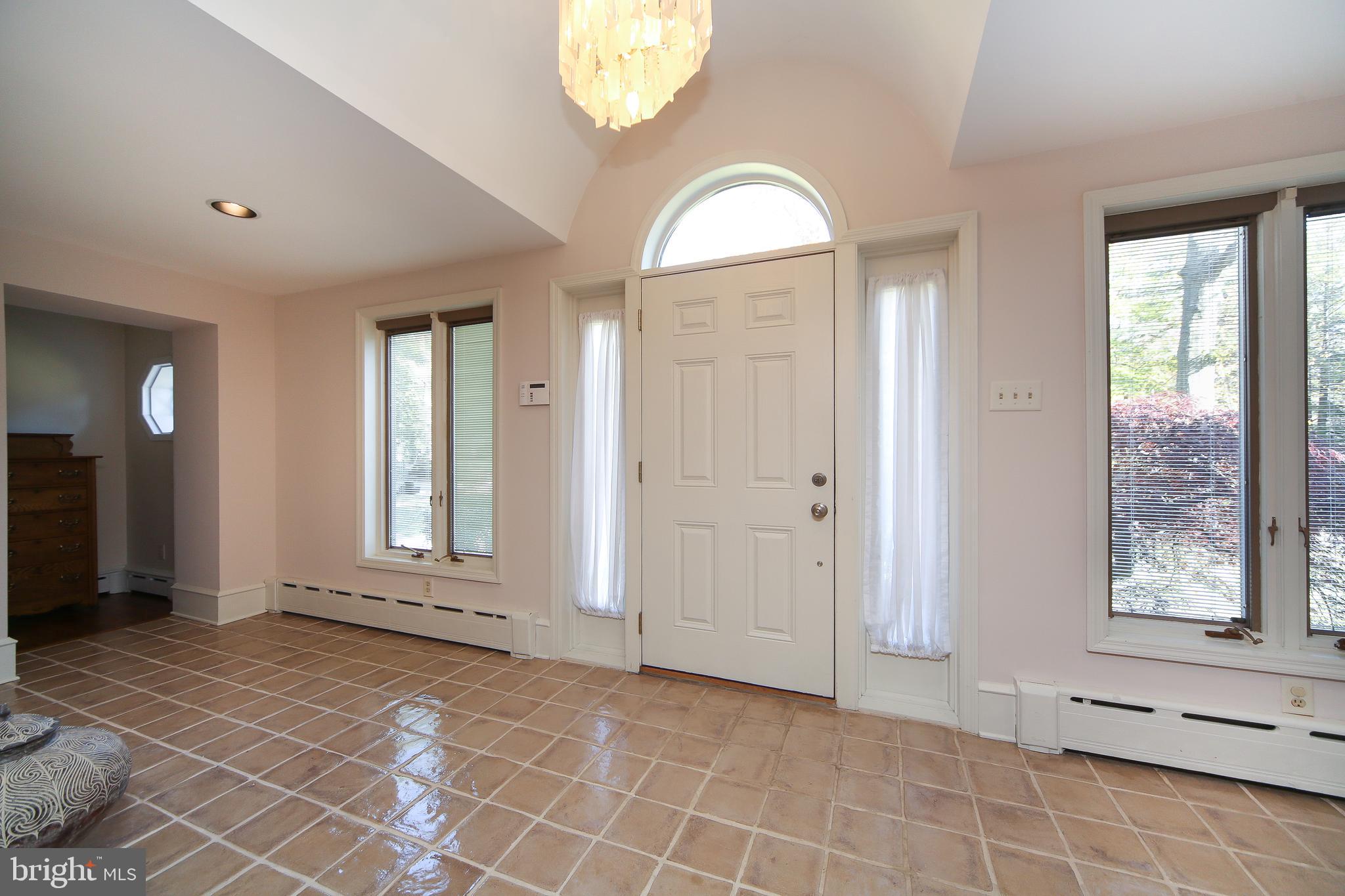 1204 Gilbert Road Jenkintown, PA 19046 - Photo 8 of 28 Foyer