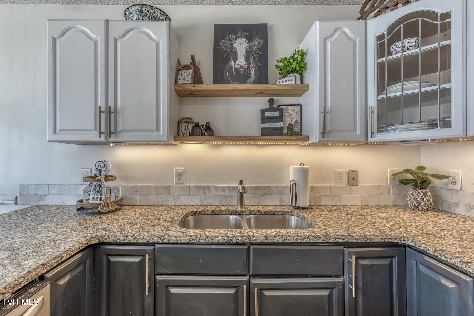 116 Cedar Street Johnson City, TN 37601 - Photo 12 of 47 116 Cedar St-12