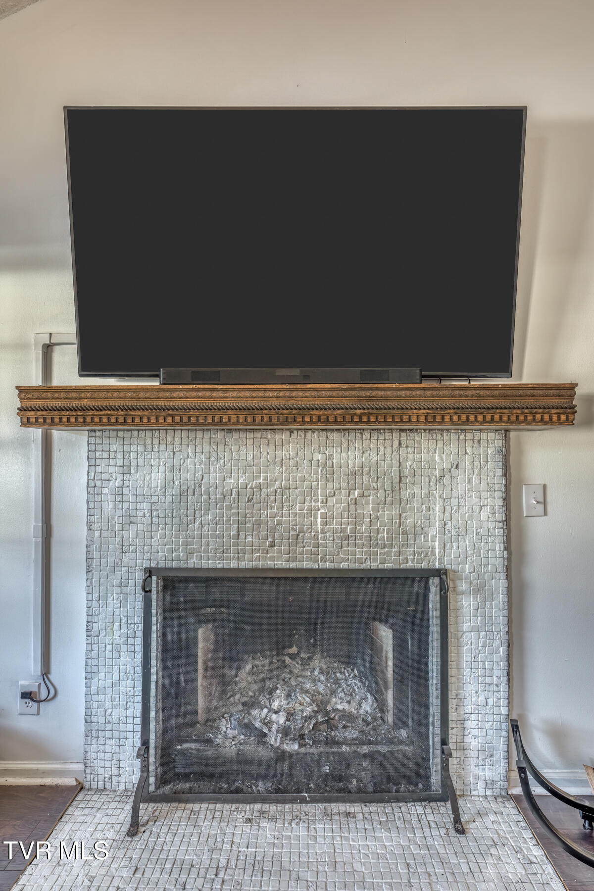 116 Cedar Street Johnson City, TN 37601 - Photo 6 of 47 116 Cedar St-6