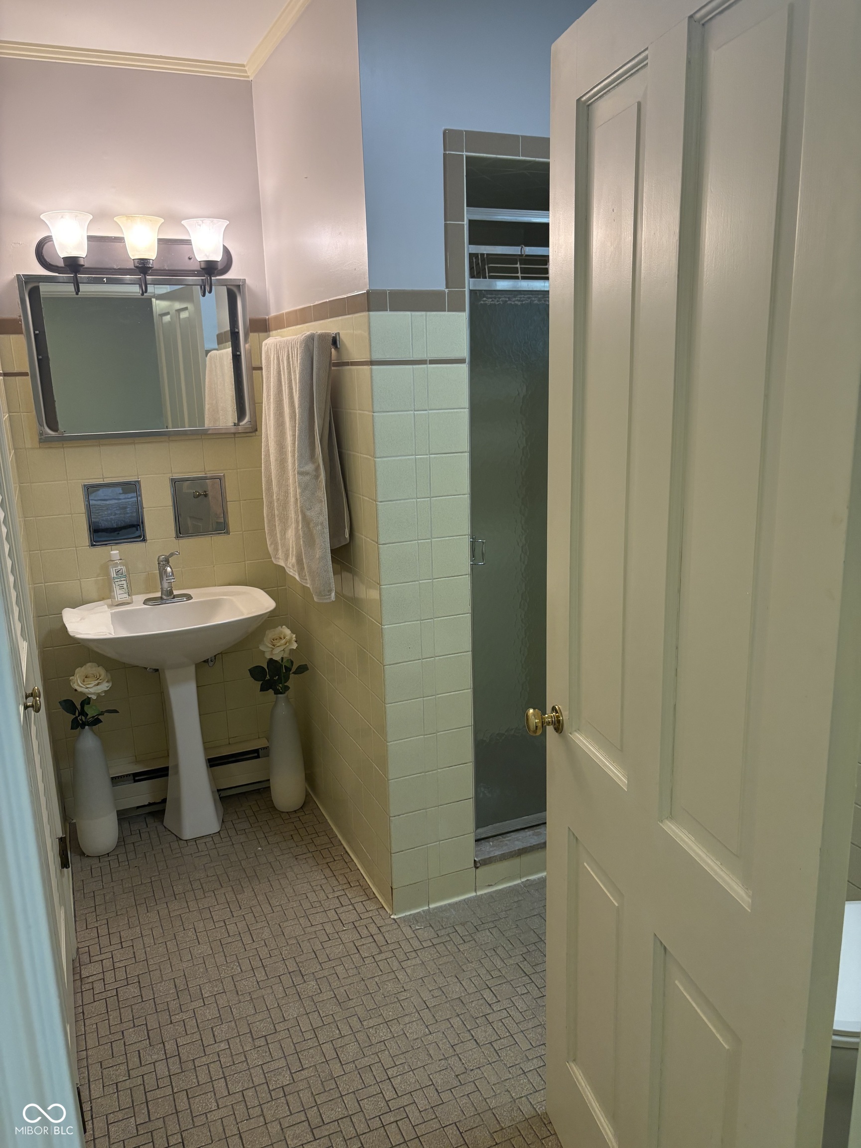 1921 Washington Street Columbus, IN 47201 - Photo 19 of 32