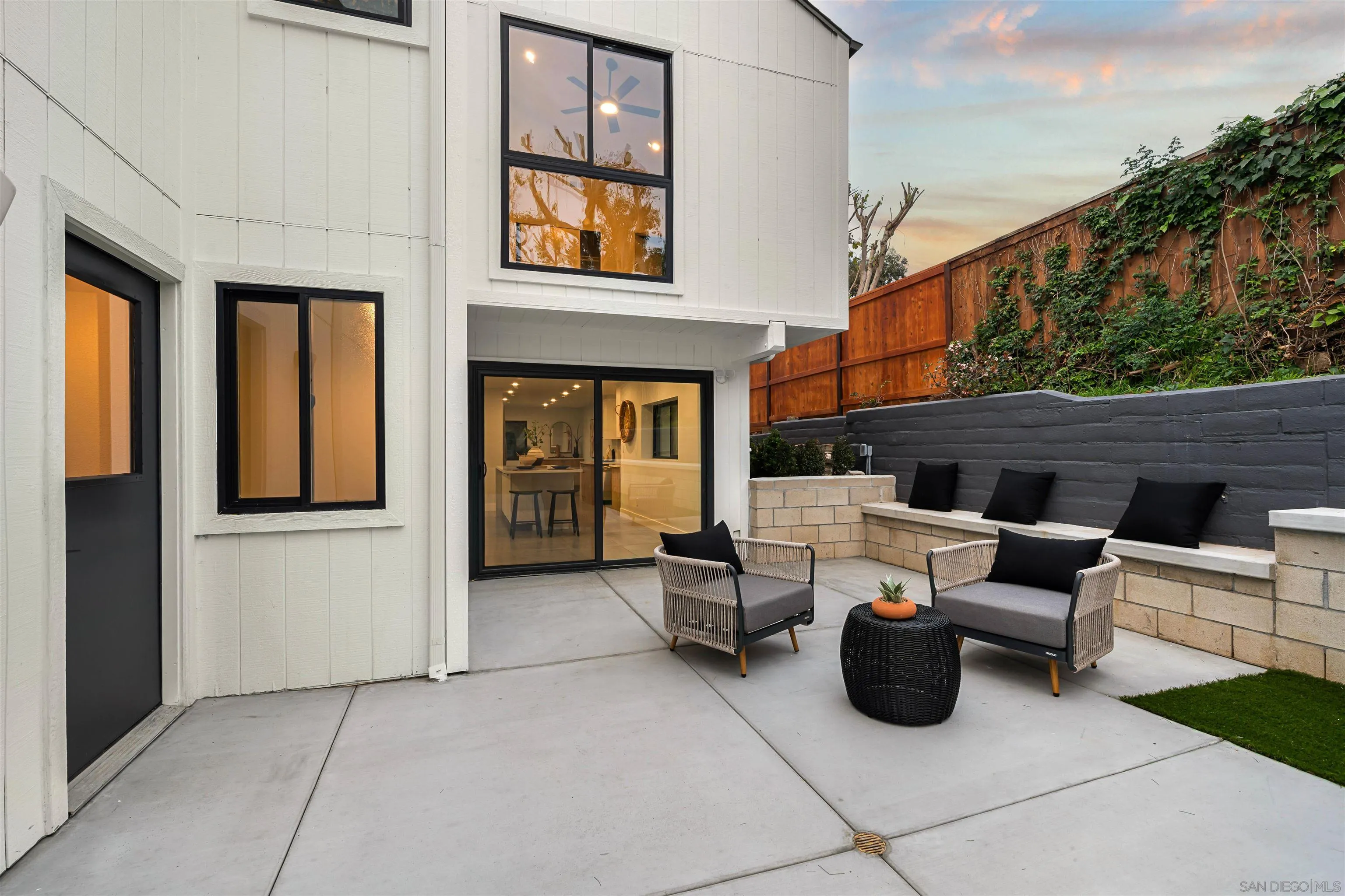 2029 Del Mar Heights Road Del Mar, CA 92014 - Photo 15 of 28