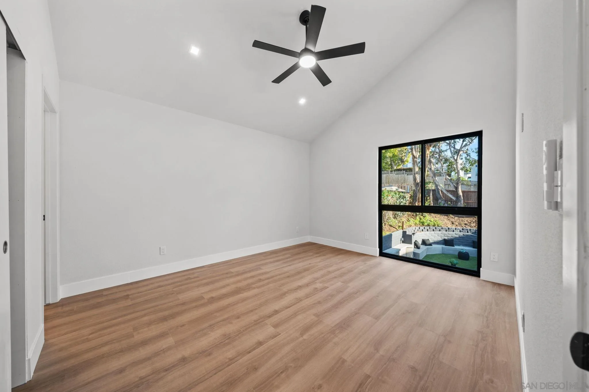 2029 Del Mar Heights Road Del Mar, CA 92014 - Photo 25 of 28