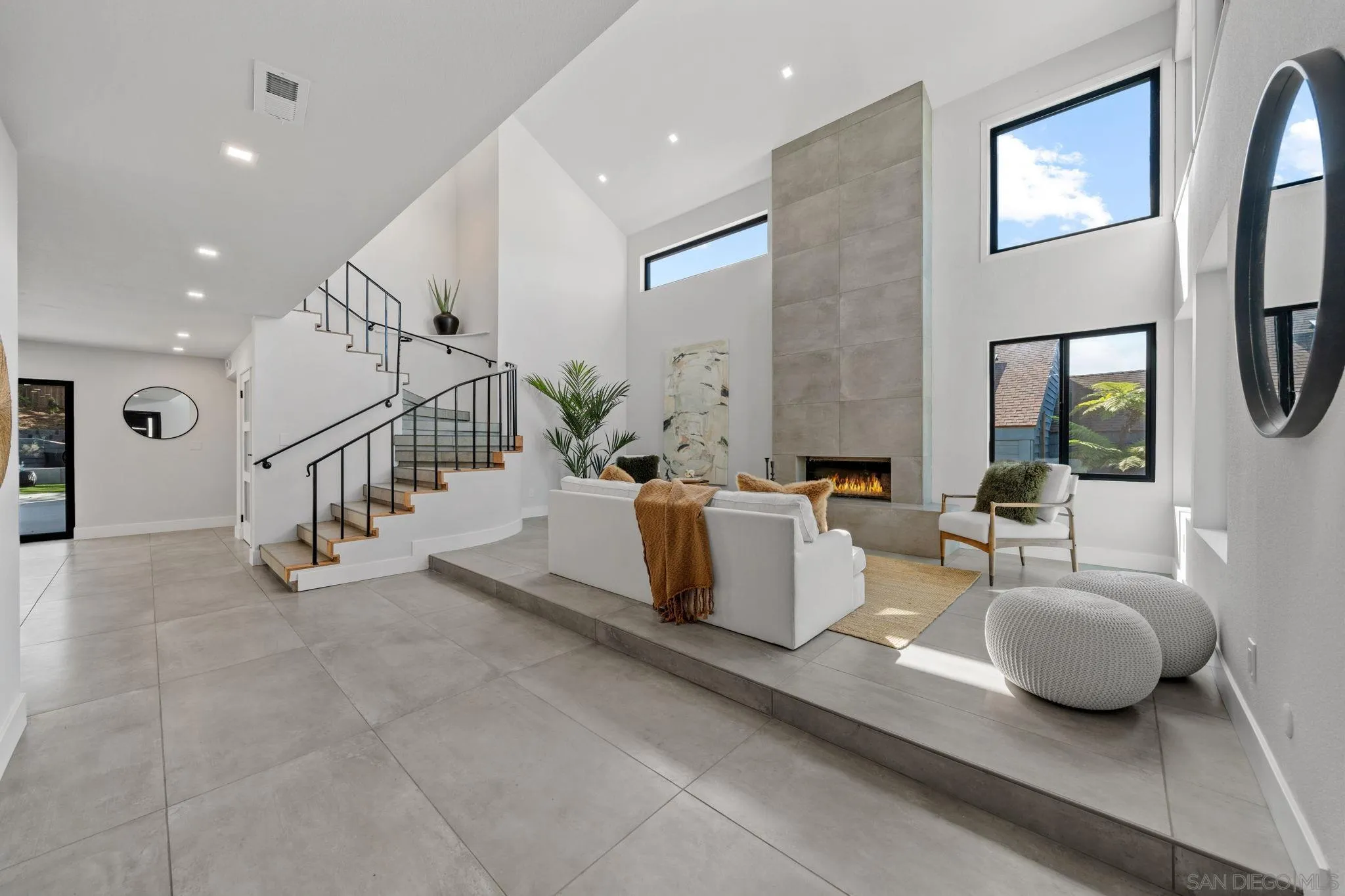 2029 Del Mar Heights Road Del Mar, CA 92014 - Photo 3 of 28