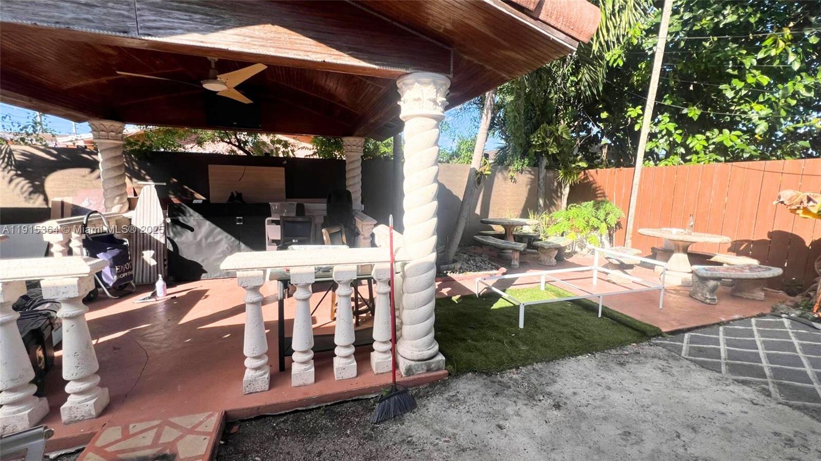 6481 Southwest 39th Terrace, Unit 2 Miami, FL 33155 - Photo 7 of 7 a view of outdoor space and porch