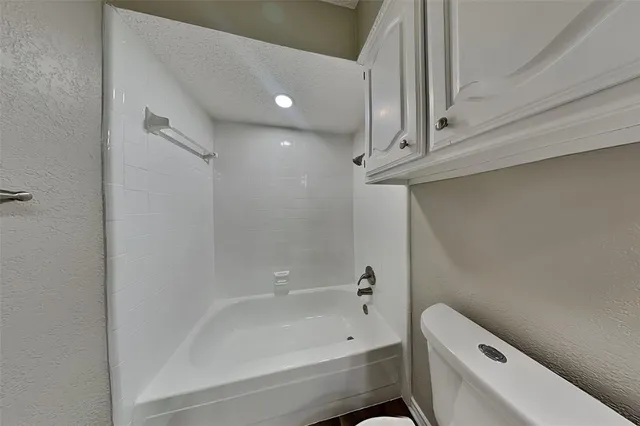 $2,375 | 1521 Shonka Drive, Carrollton, TX 75007