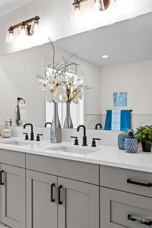 $649,995 | 9943 West Sunberry Court, Star, ID 83669