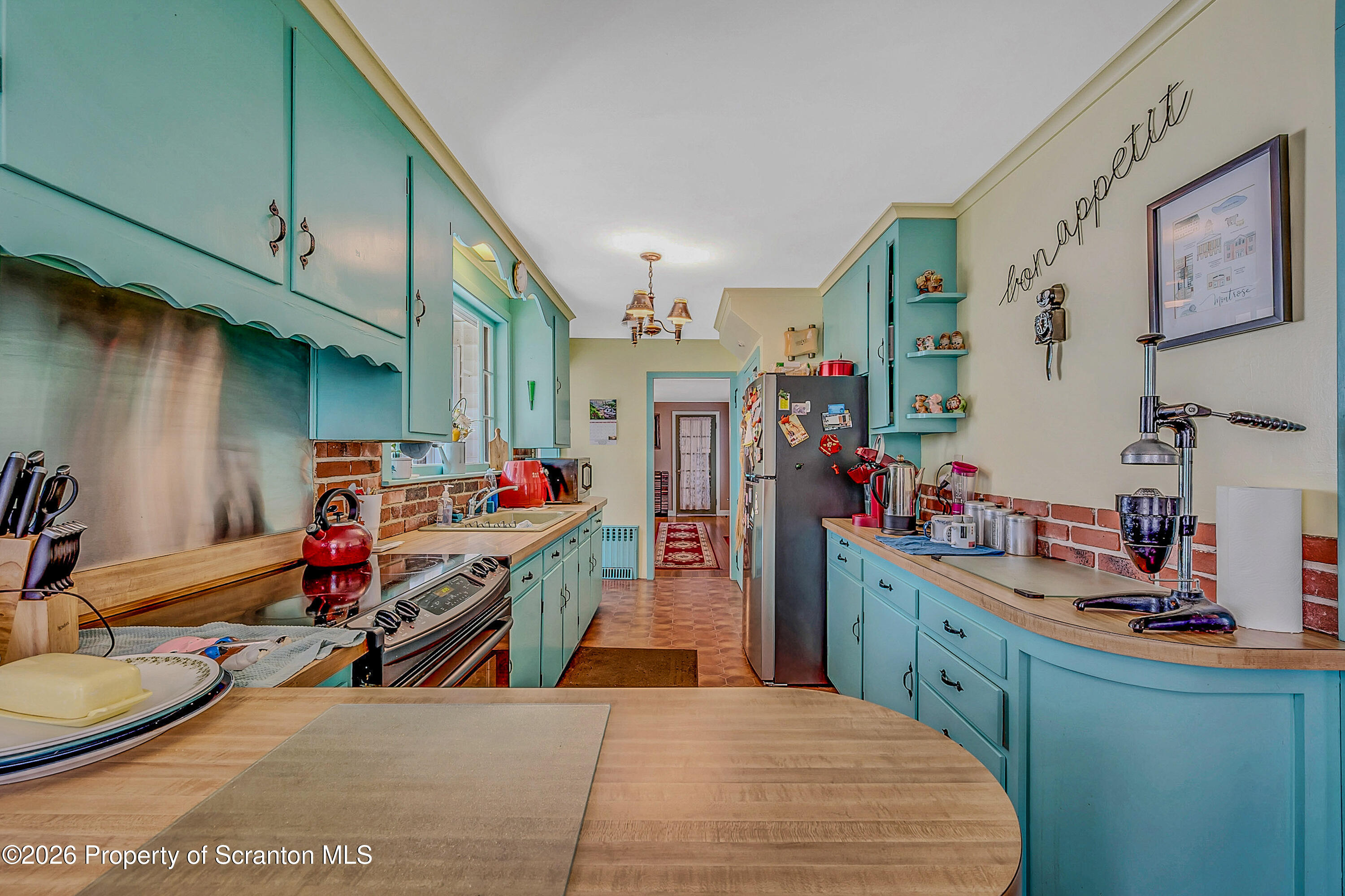 324 Cedar Street Montrose, PA 18801 - Photo 9 of 38 Kitchen
